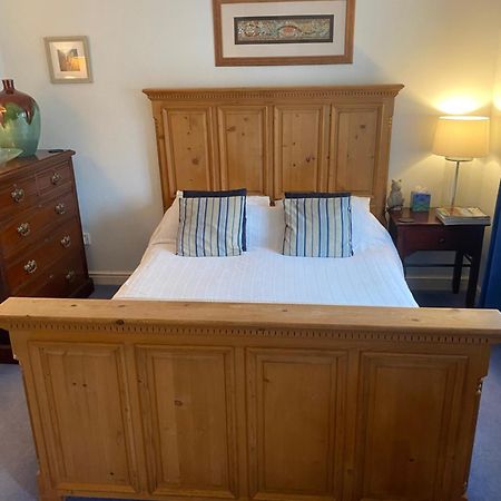Beautiful Private Room With Kingsize Bed And Large Private En-Suite بيتربرو المظهر الخارجي الصورة